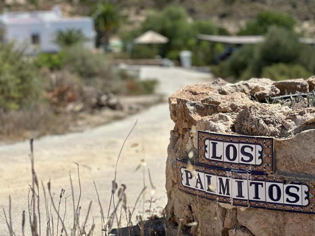 Los Palmitos Agua Amarga  Exteriör bild